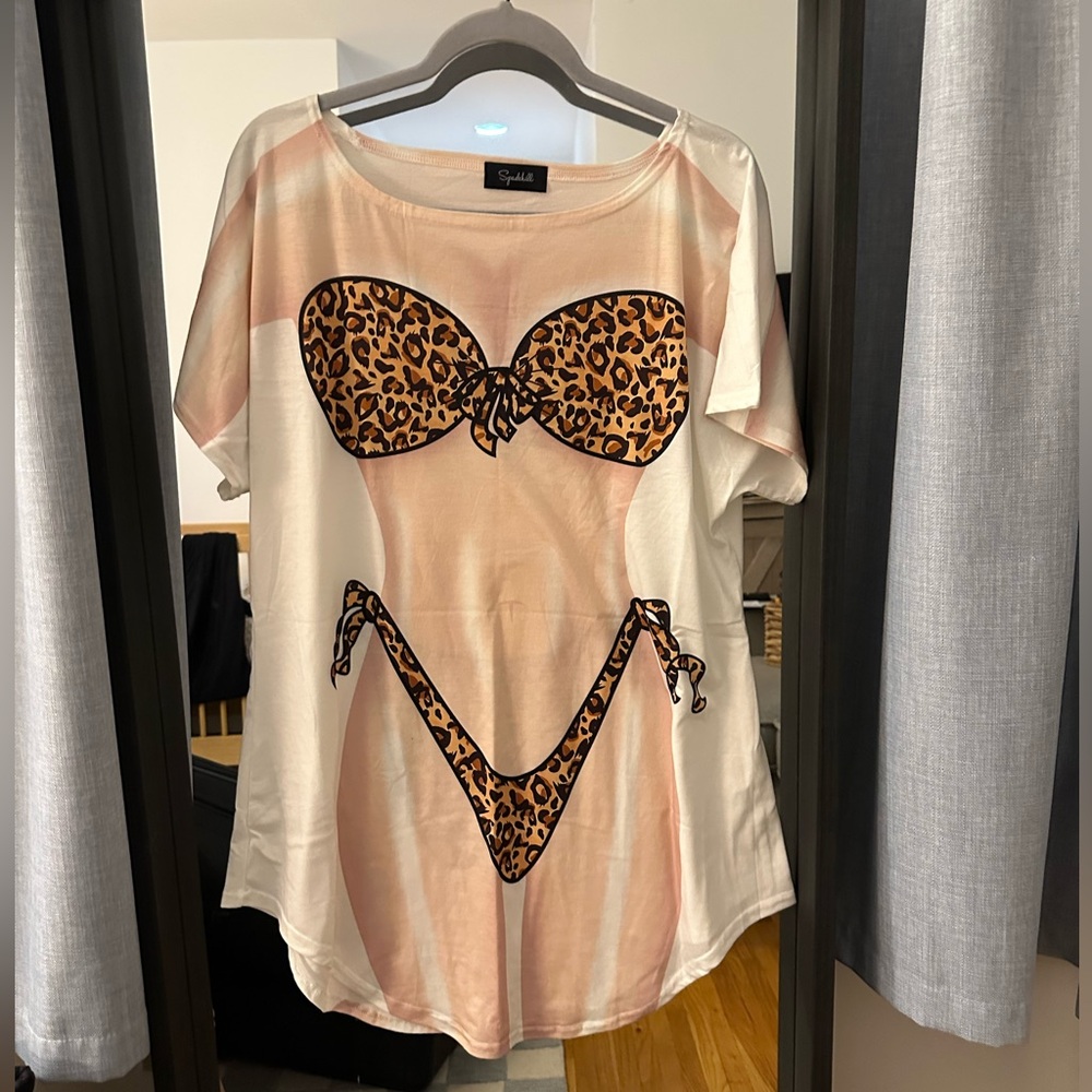 Leopard Print Bikini Graphic T-Shirt
